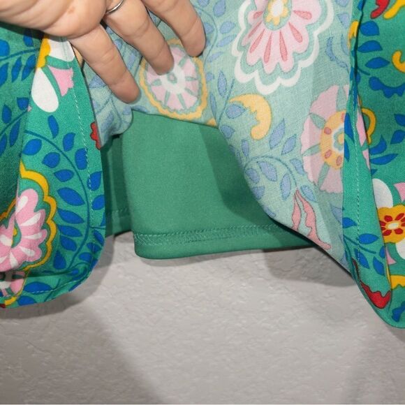 NWT Emily Wonder x Andree By Unit‎ Green Floral Shift Dress Size Small - Picture 4 of 6